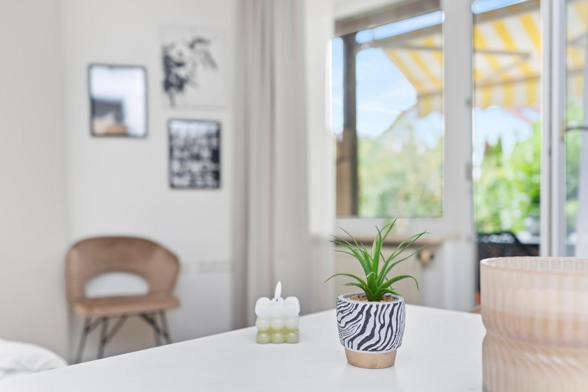 Anytime - Gaestehaus Am Weinberg In Ueberlingen Phòng bức ảnh